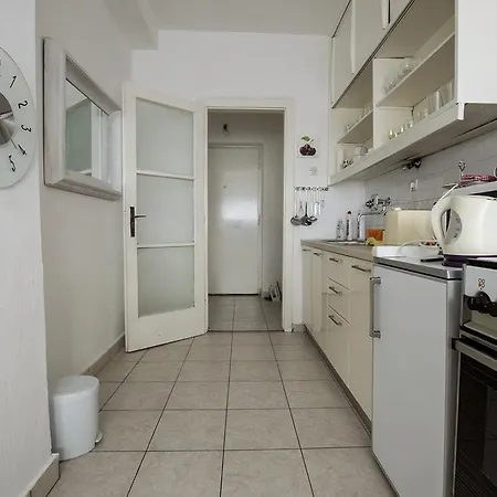 Jelena Апартаменты Сплит